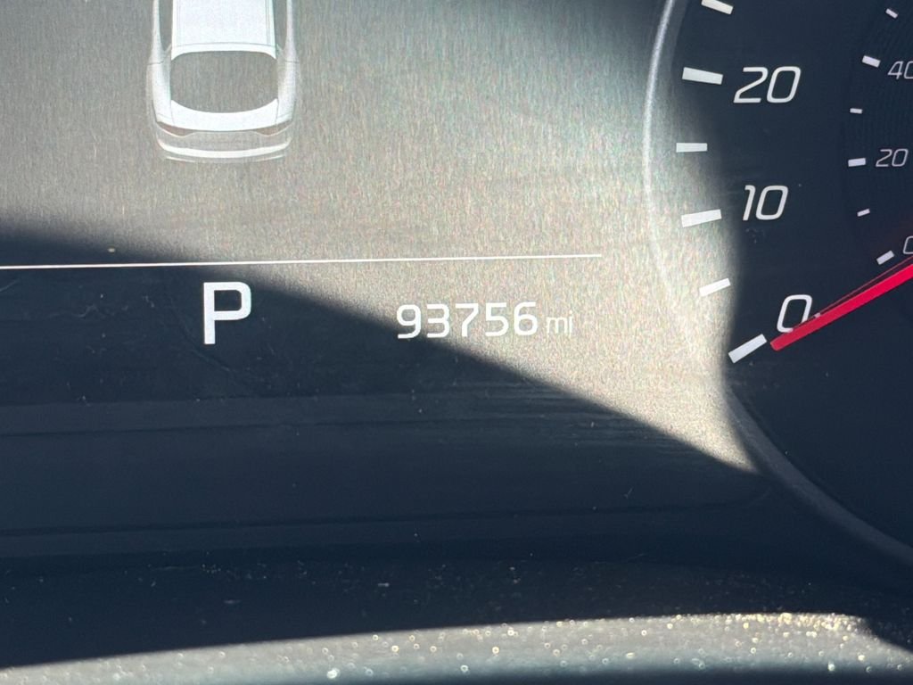 Used 2019 Black Kia GT1 image 19