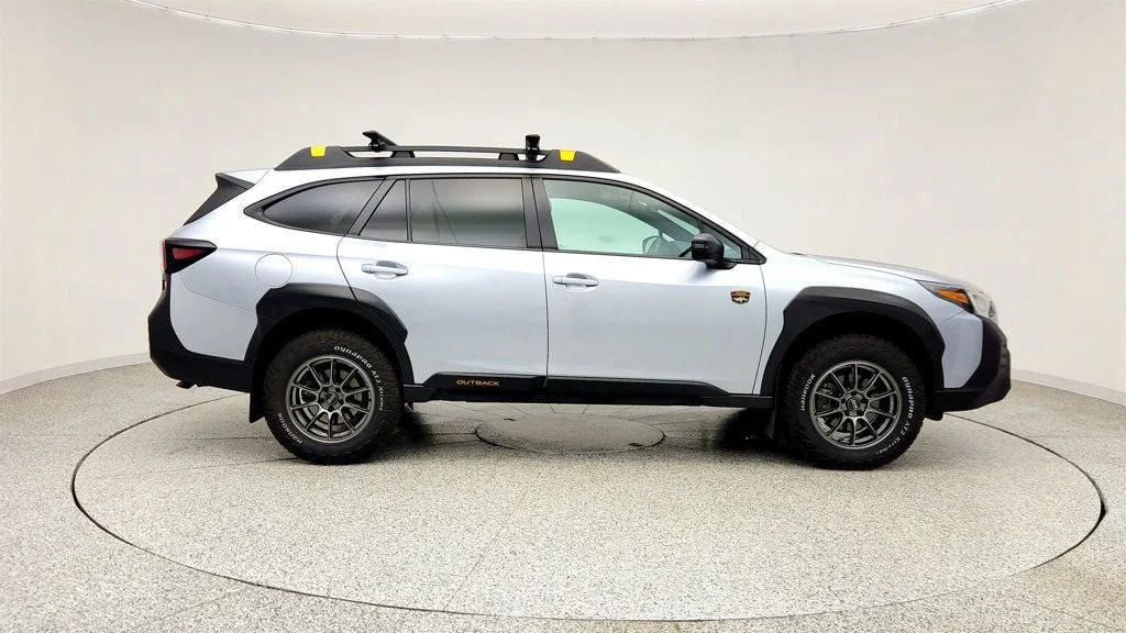Used 2023 Ice Silver Metallic Subaru Wilderness CVT image 4