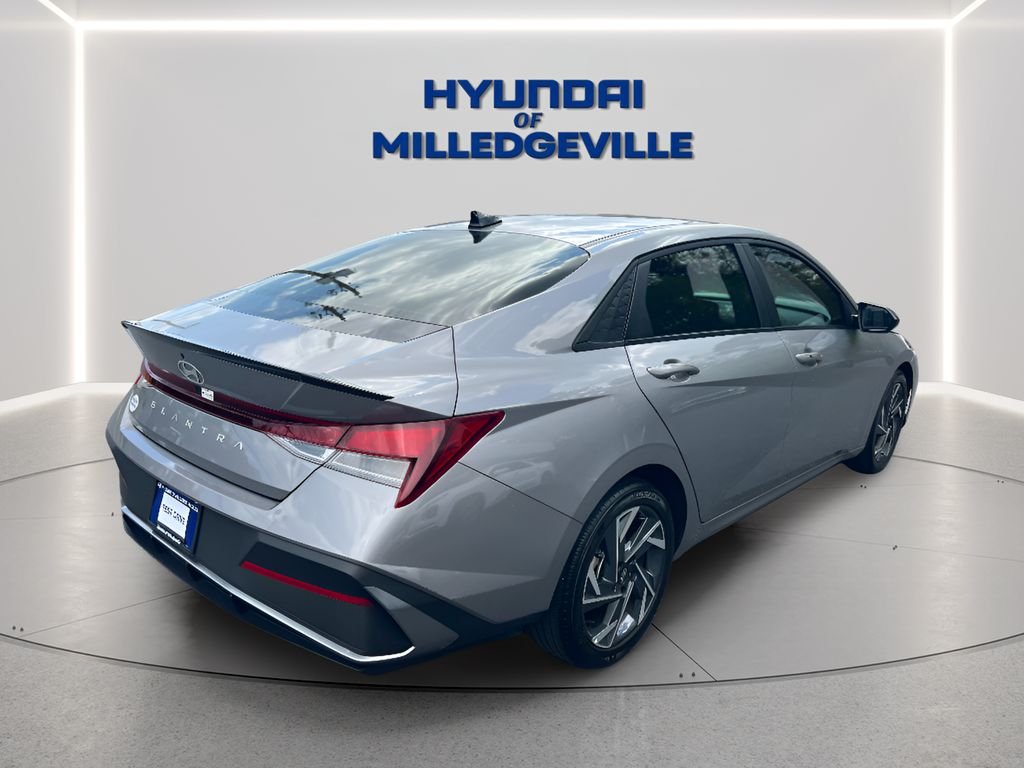 2025 Hyundai Elantra SEL - Photo 6