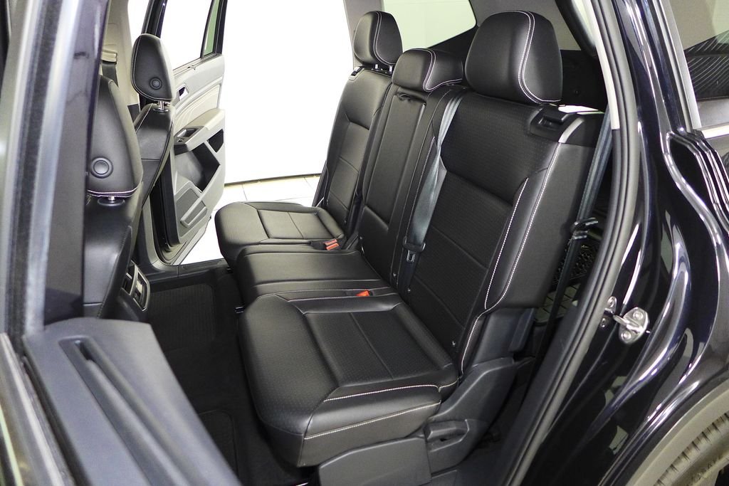 Certified Used 2023 Black Volkswagen 3.6L V6 SE w/Technology image 20