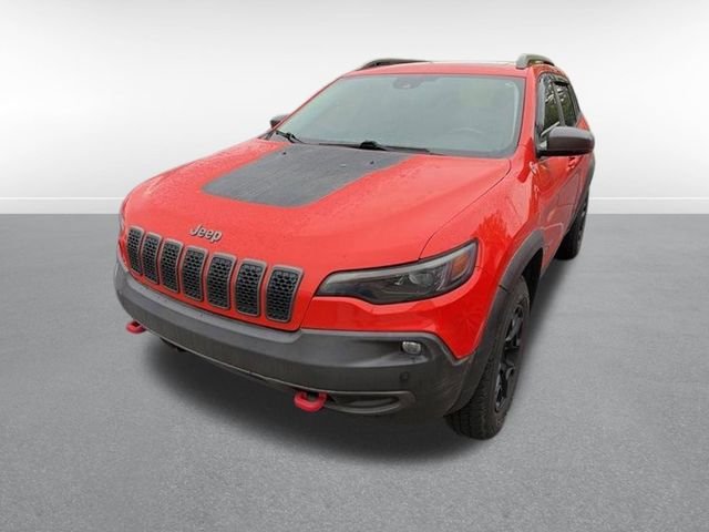 Used 2021 Spitfire Orange Clearcoat Jeep Trailhawk image 1