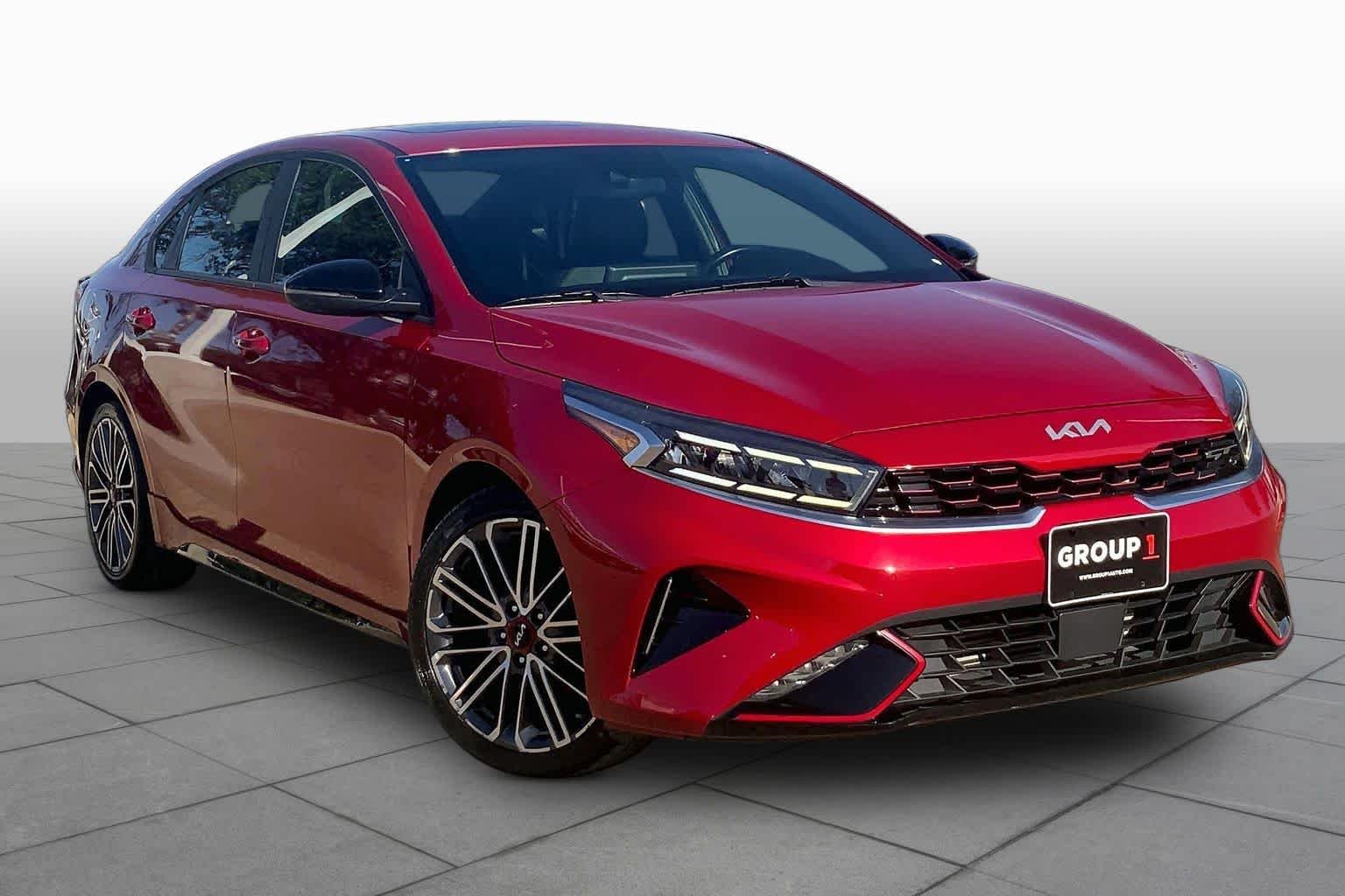 Used 2023 Currant Red Kia GT image 3