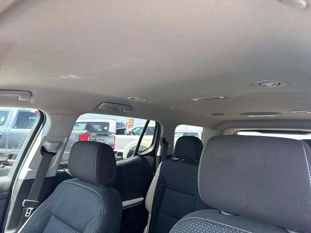 Used 2022 Cayenne Red Tintcoat GMC SLE image 9