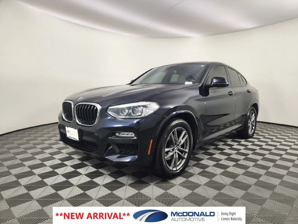 Used 2019 Black BMW xDrive30i image 1