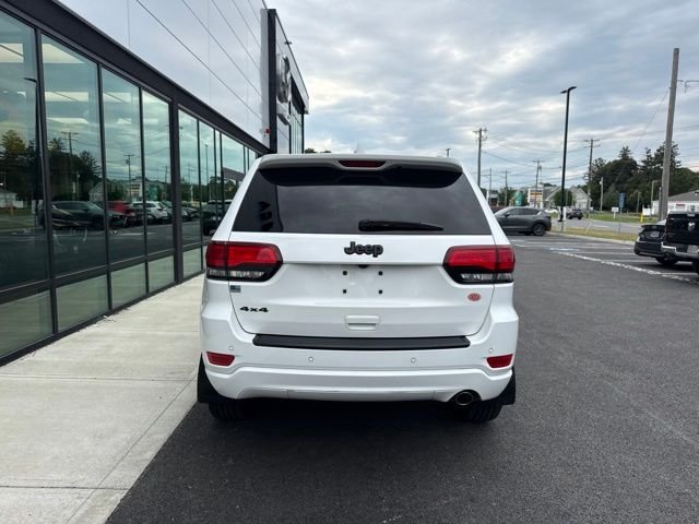 Used 2019 White Jeep Altitude image 4