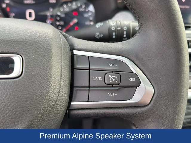 Used 2025 Black Jeep Latitude image 23