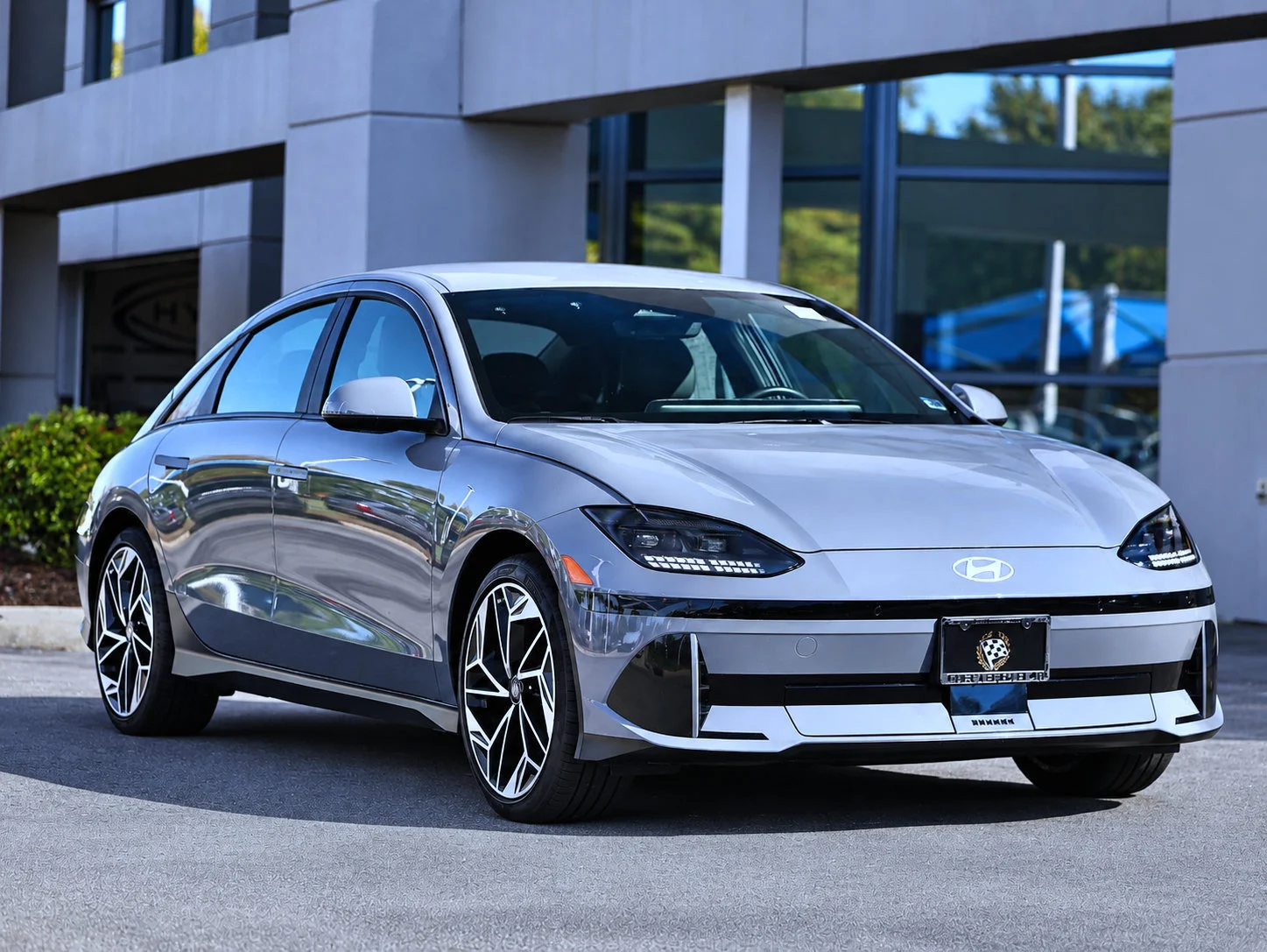 2025 Hyundai IONIQ 6 SEL