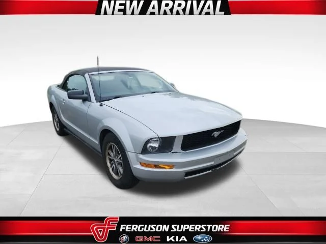 Used 2005 Silver Ford V6 image 1