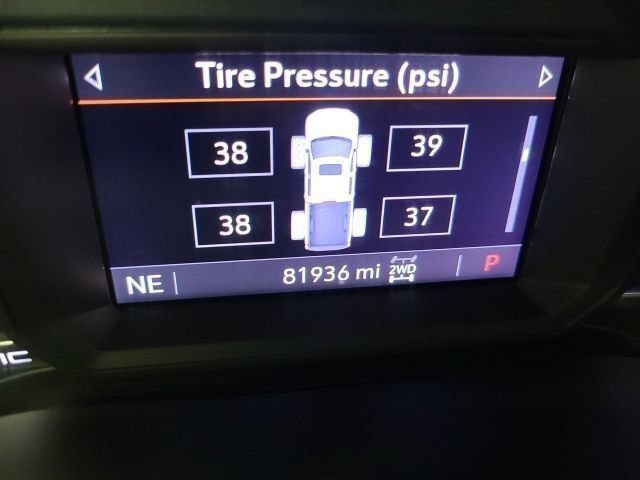 Used 2019 Summit White GMC SLE image 29