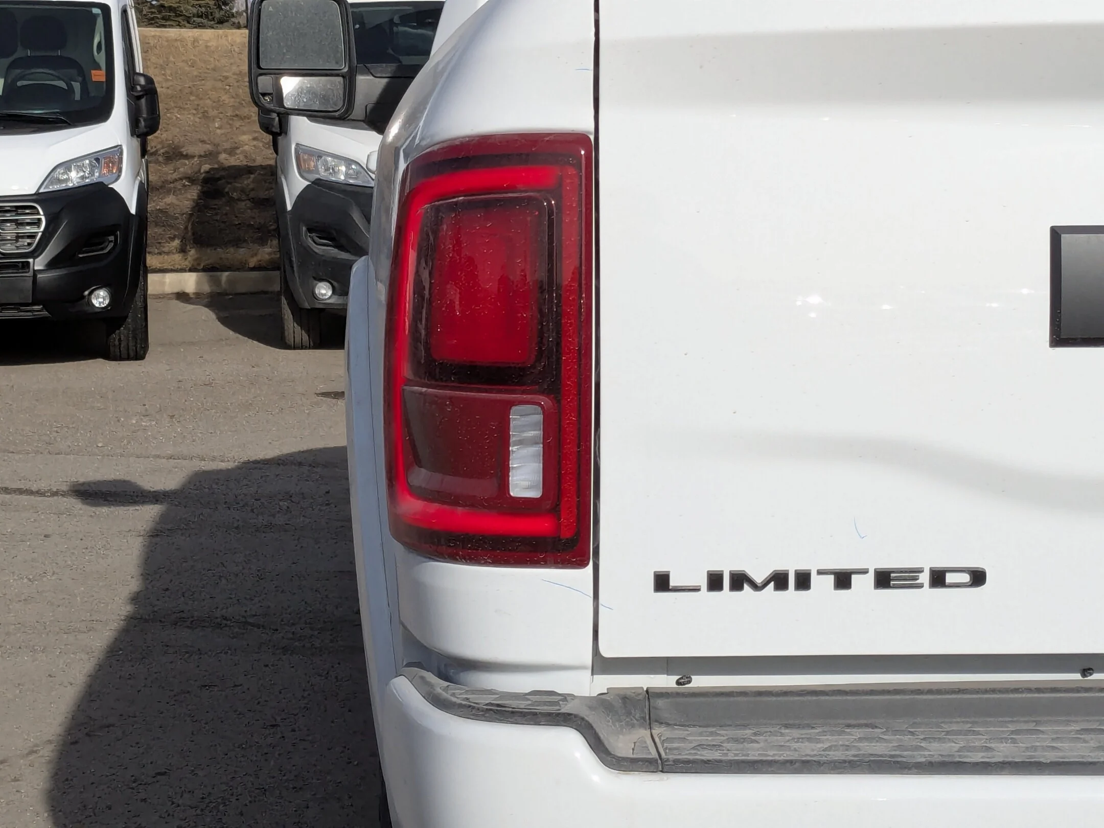 New 2026 White RAM Limited - - Night Edition - Level 1 Grp - Power Sunroof - 5th Wheel/Gooseneck Prep & More! image 11
