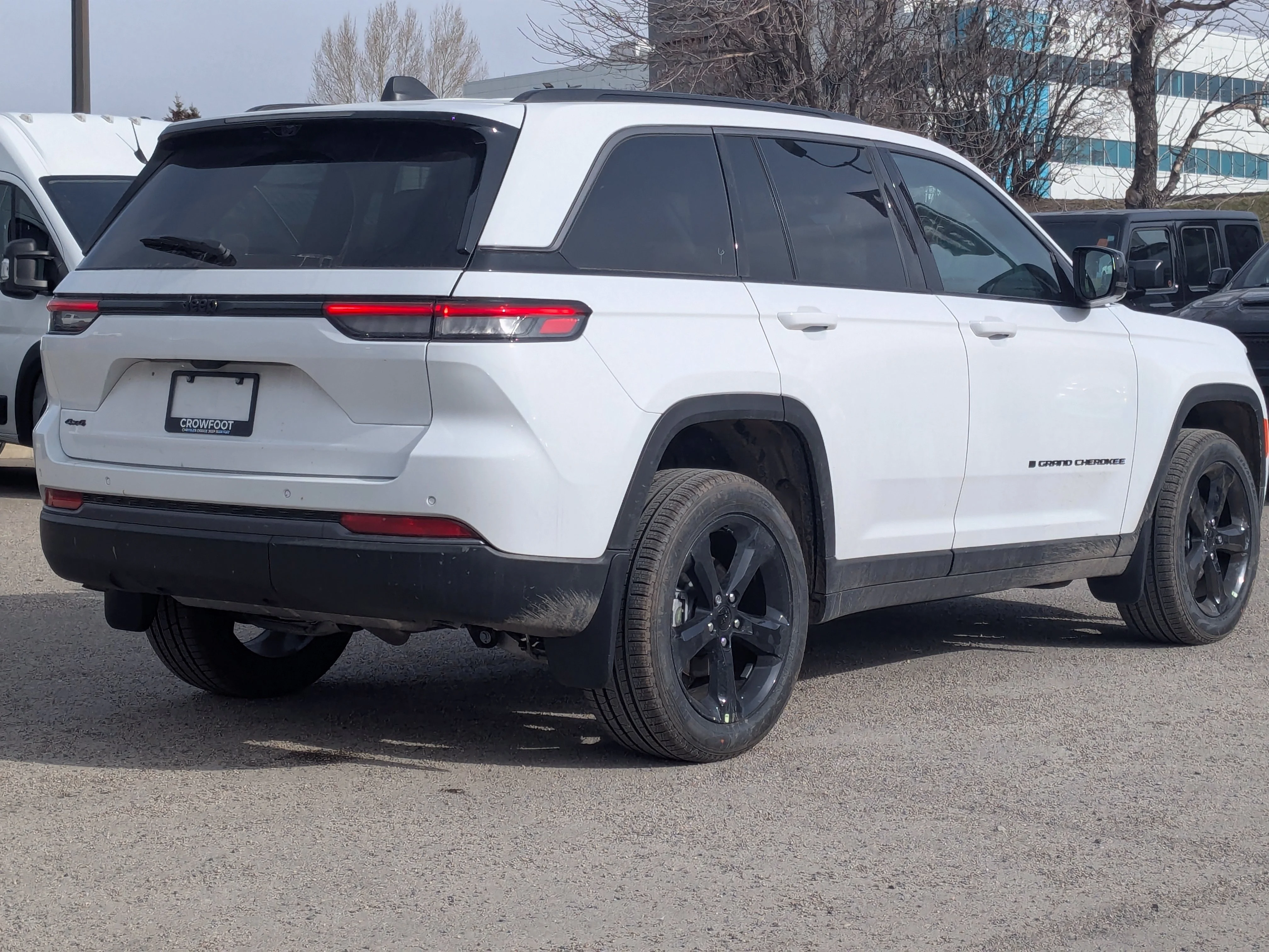 New 2026 White Jeep 85th Anniversary - - $12K Pref Pkg 2C7 - Pano Sunroof - 2nd Row Heated Seats - Leatherette & More! image 8