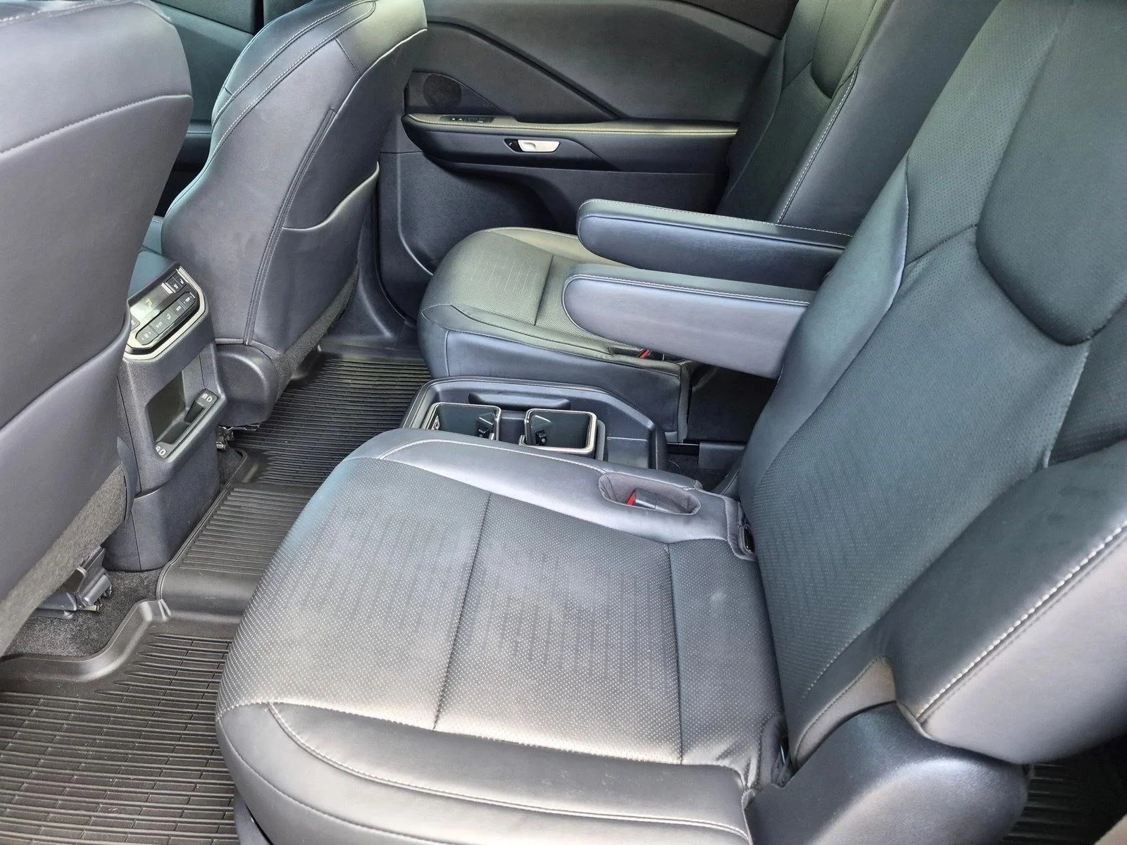 Certified Used 2025 Caviar Lexus PREMIUM AWD image 18