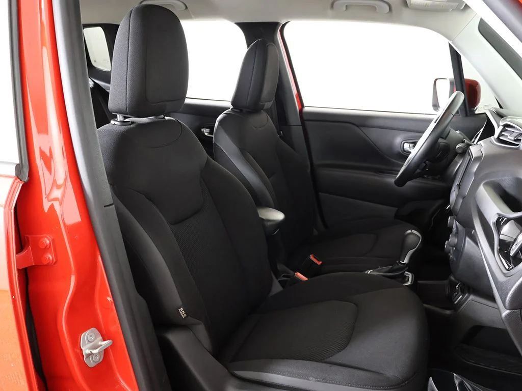 Used 2020 Red Jeep Latitude image 24