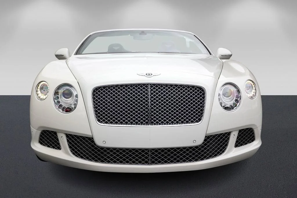 Used 2014 Glacier White Bentley Speed image 8