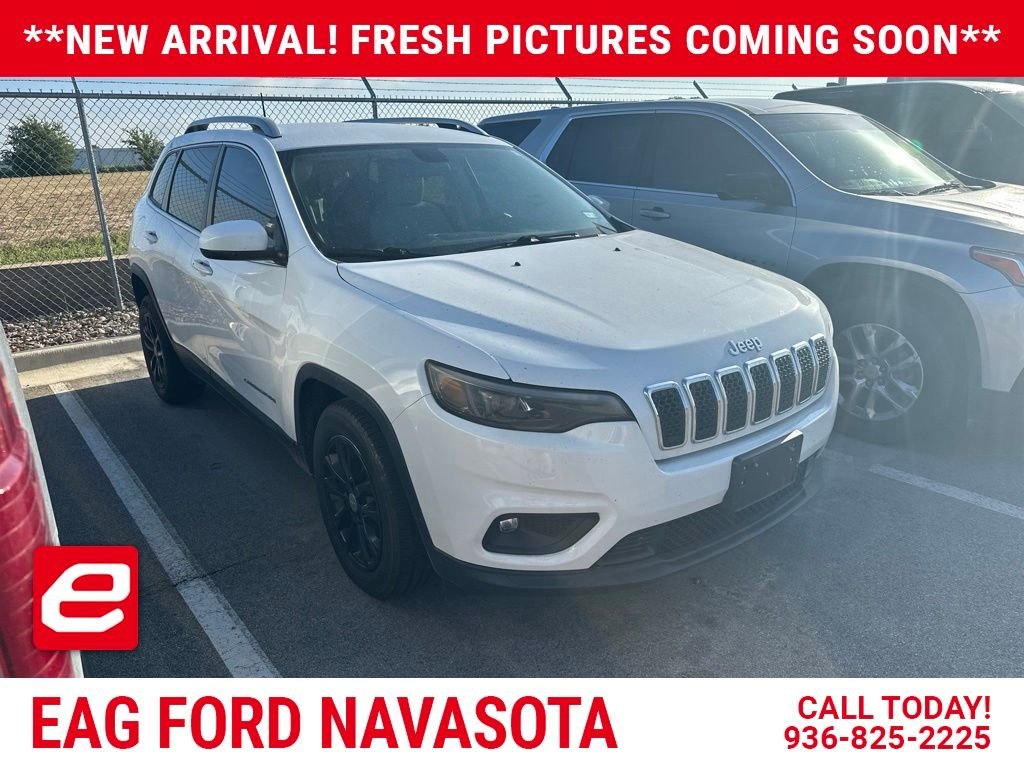 Used 2020 Bright White Clearcoat Jeep Latitude Plus image 1