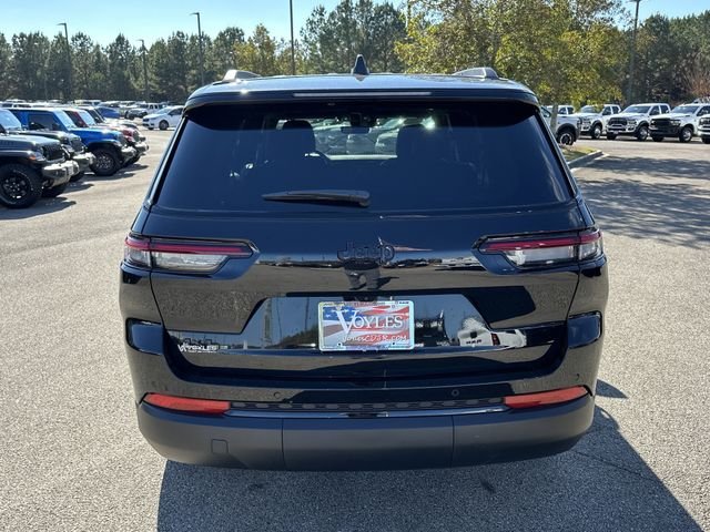 New 2025 Black Jeep Altitude X image 6