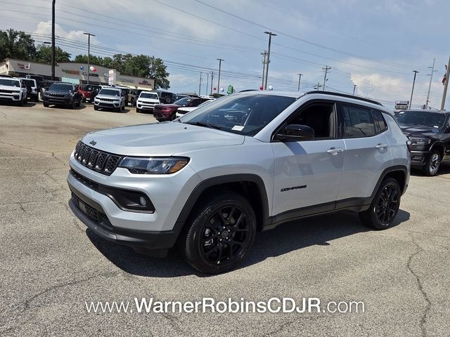 New 2026 Silver Zynith Metallic Clear-Coat Exterior Paint Jeep Latitude image 3
