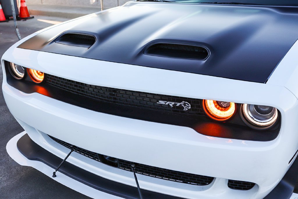 Used 2023 White Dodge SRT Hellcat Jailbreak image 6