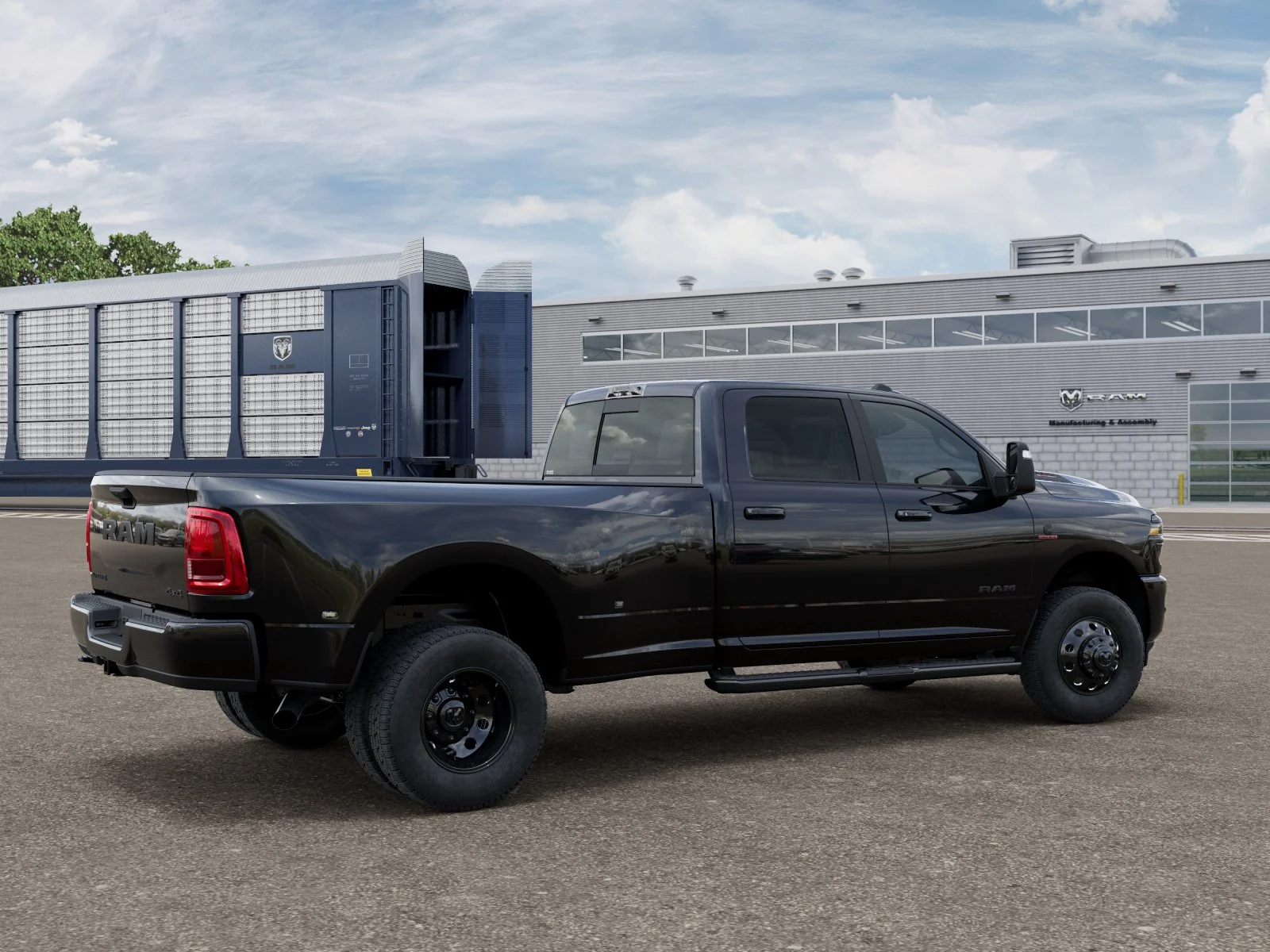 New 2026 Diamond Black Crystal Pearl-Coat Exterior Paint RAM Laramie image 2