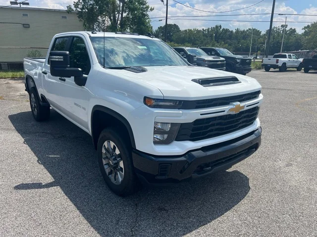2026 Chevrolet Silverado 2500HD Custom