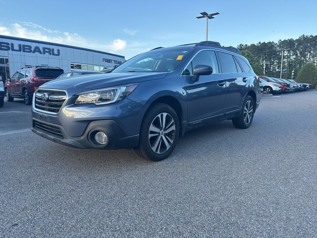 2018 Subaru Outback 2.5i Limited's photo