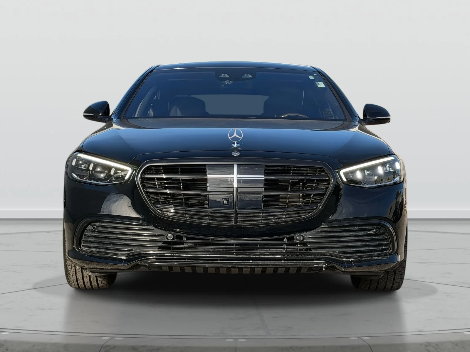 Used 2022  Mercedes-Benz S 500 image 2
