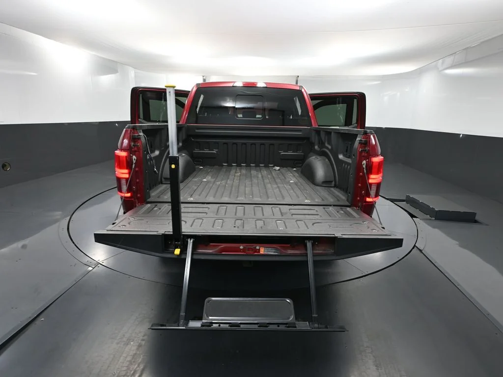 Used 2019 Red Ford Platinum image 44