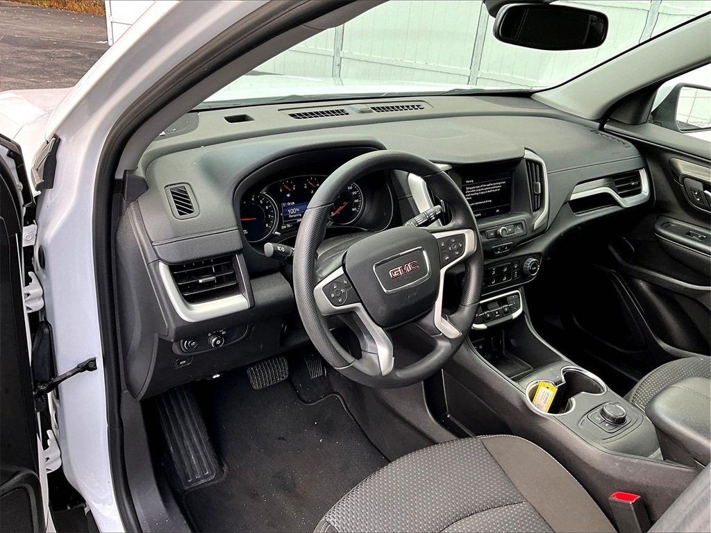 2024 Gmc Terrain SLE photo 4