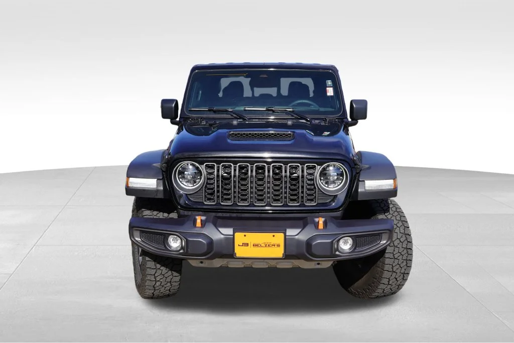 Certified Used 2026 Black Clearcoat Jeep Mojave image 12