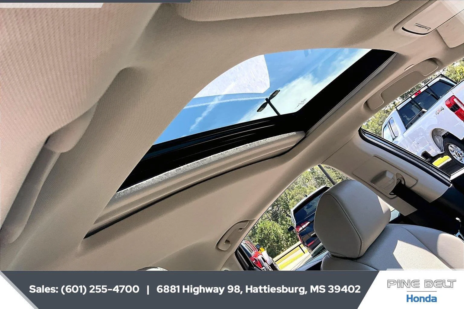 Used 2025 Urban Gray Pearl Honda EX-L image 16