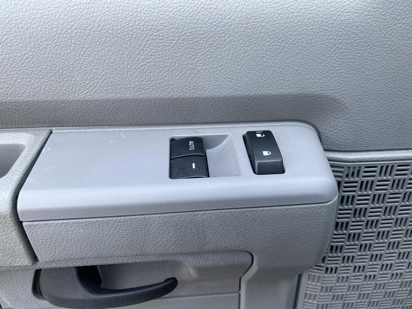 Used 2025 Wh Ford  image 11