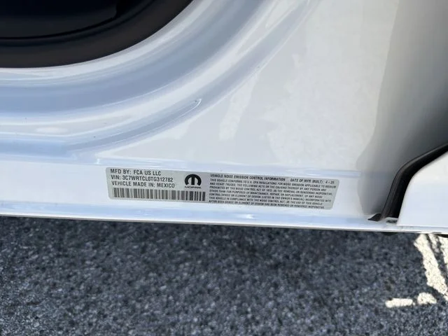 New 2026 Bright White Clear-Coat Exterior Paint RAM Tradesman image 28