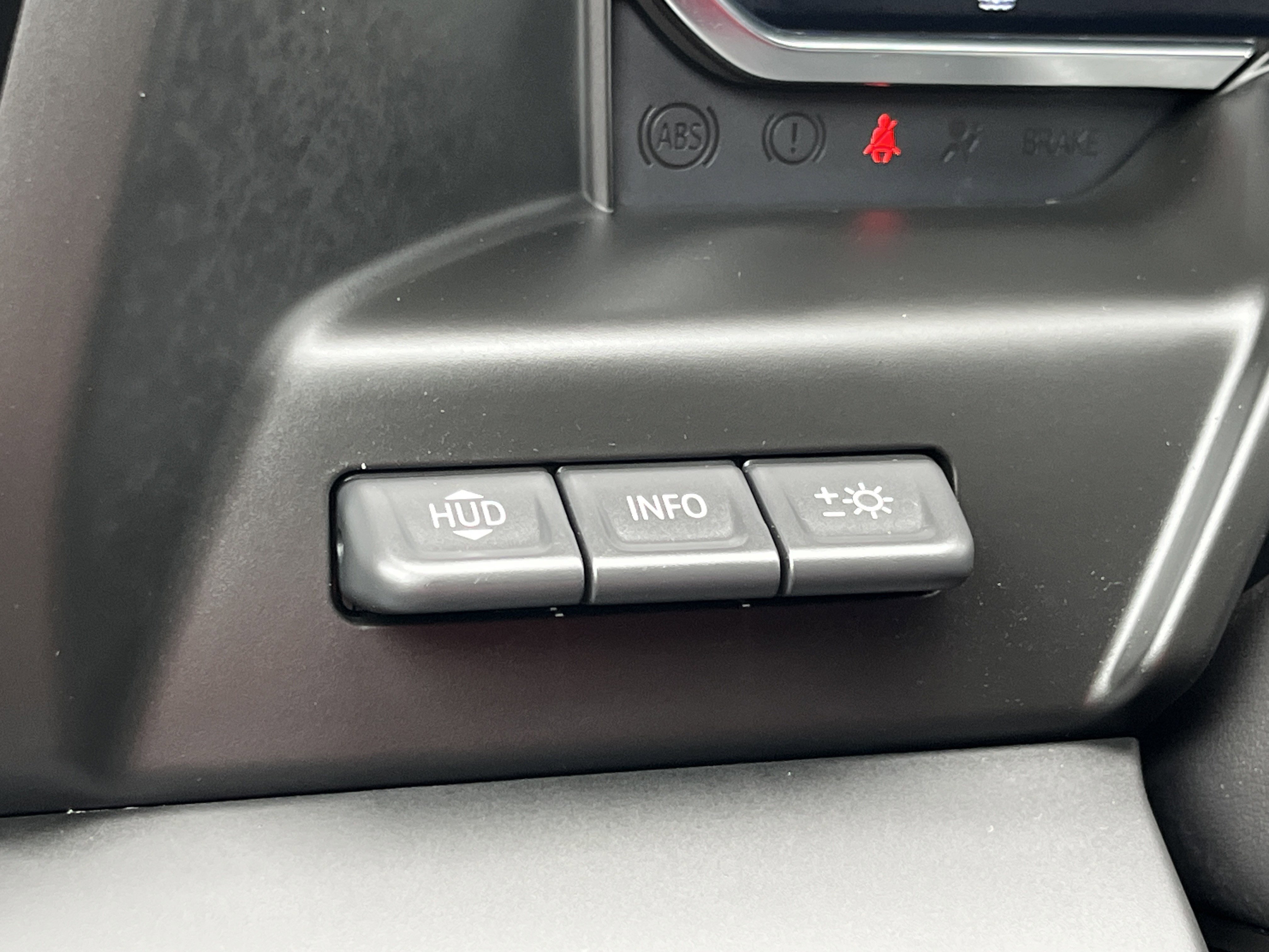 Used 2025 Summit White GMC AT4 image 12