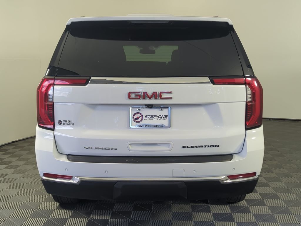 Used 2025 White GMC Elevation image 5