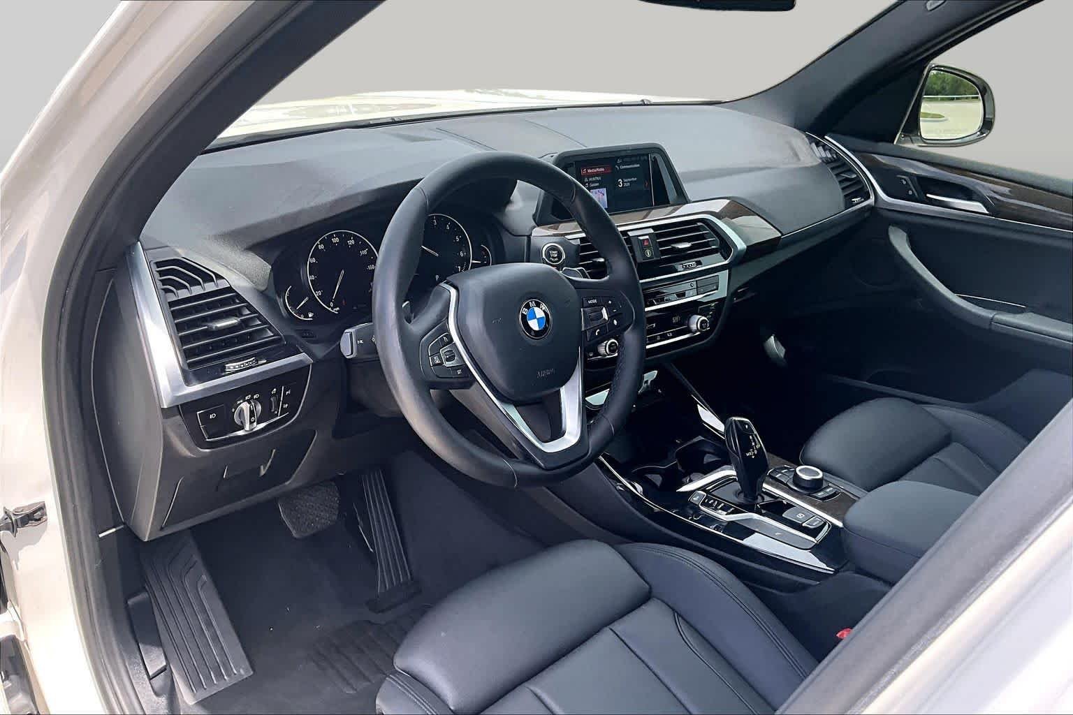 Used 2019 Alpine White BMW sDrive30i image 16