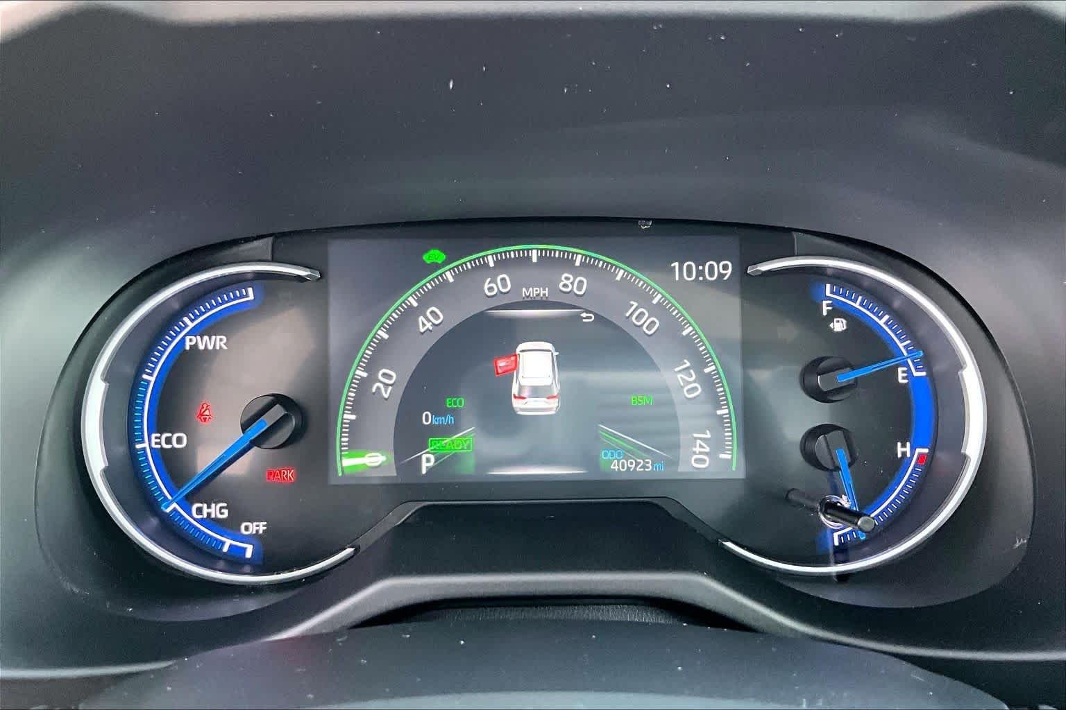 Used 2022 Blizzard Pearl/Midnight Black Metallic Toyota Hybrid XSE image 26