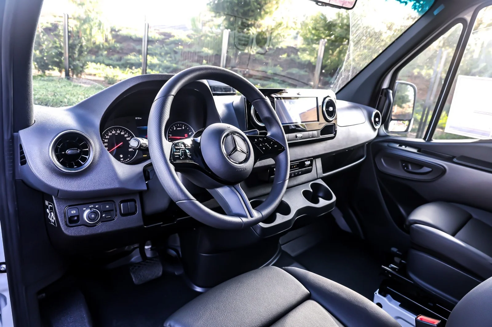 New 2026 Arctic White Mercedes-Benz  image 8
