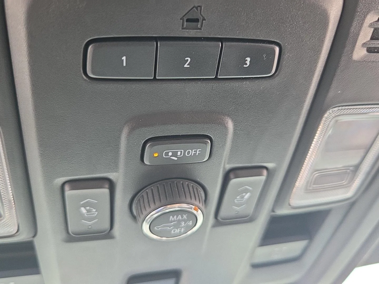 Used 2021 EMPIRE BEIGE METALLIC Chevrolet LT image 12