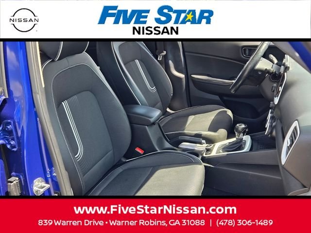 Used 2023 Blue Hyundai Limited image 15