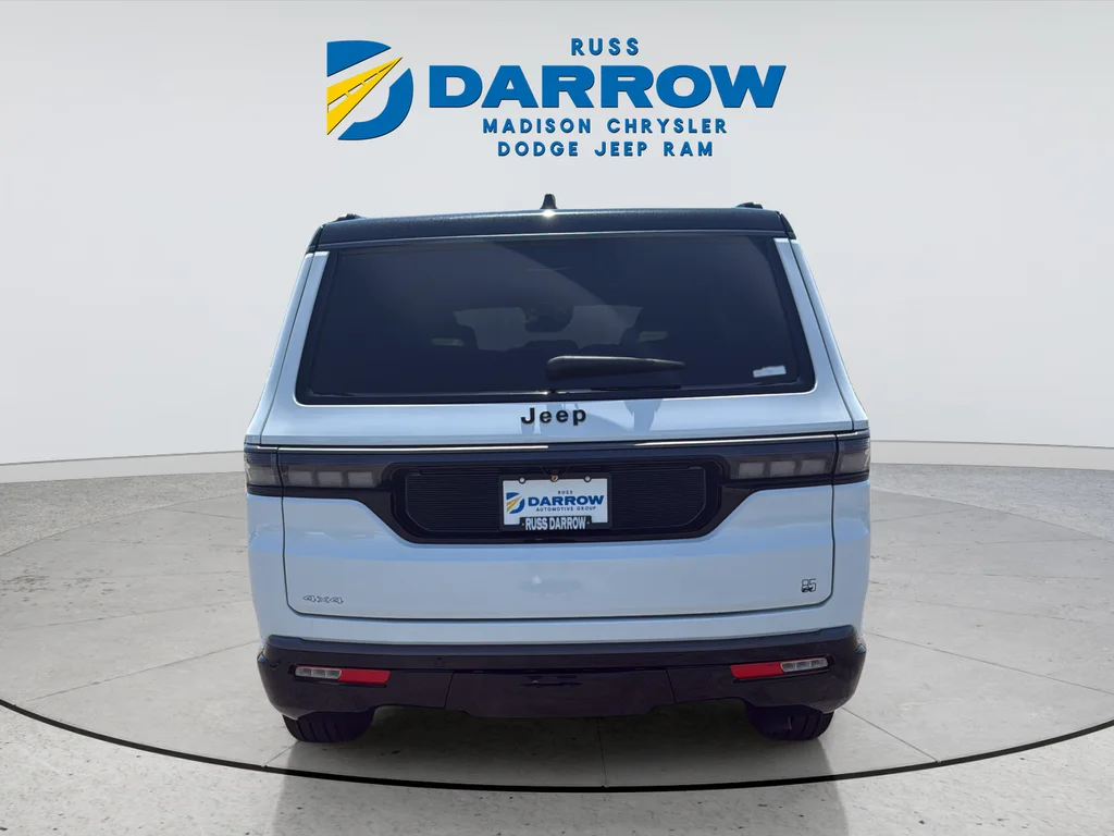 New 2026 Bright White Clear-Coat Exterior Paint Jeep 85th Anniversary Edition image 4