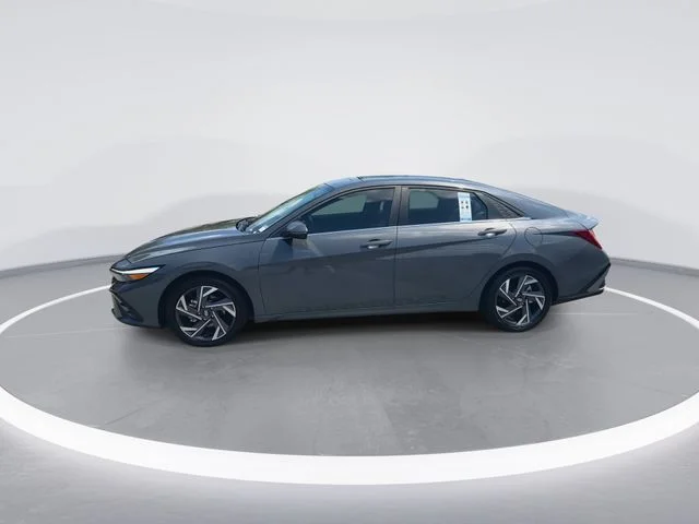 Used 2025 Gray Hyundai Limited image 5