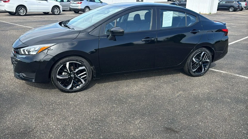 Used 2024 Nissan Versa Sedan SR with VIN 3N1CN8FV8RL916900 for sale in Hastings, Minnesota