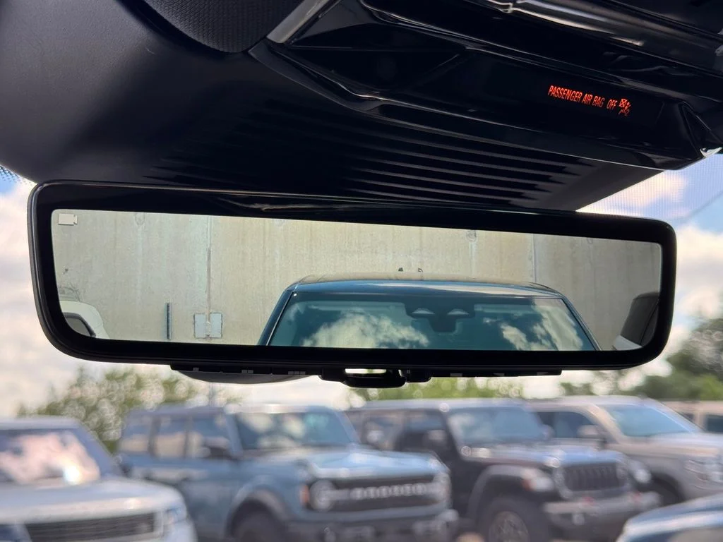 Certified Used 2023 Black Land Rover SE image 30