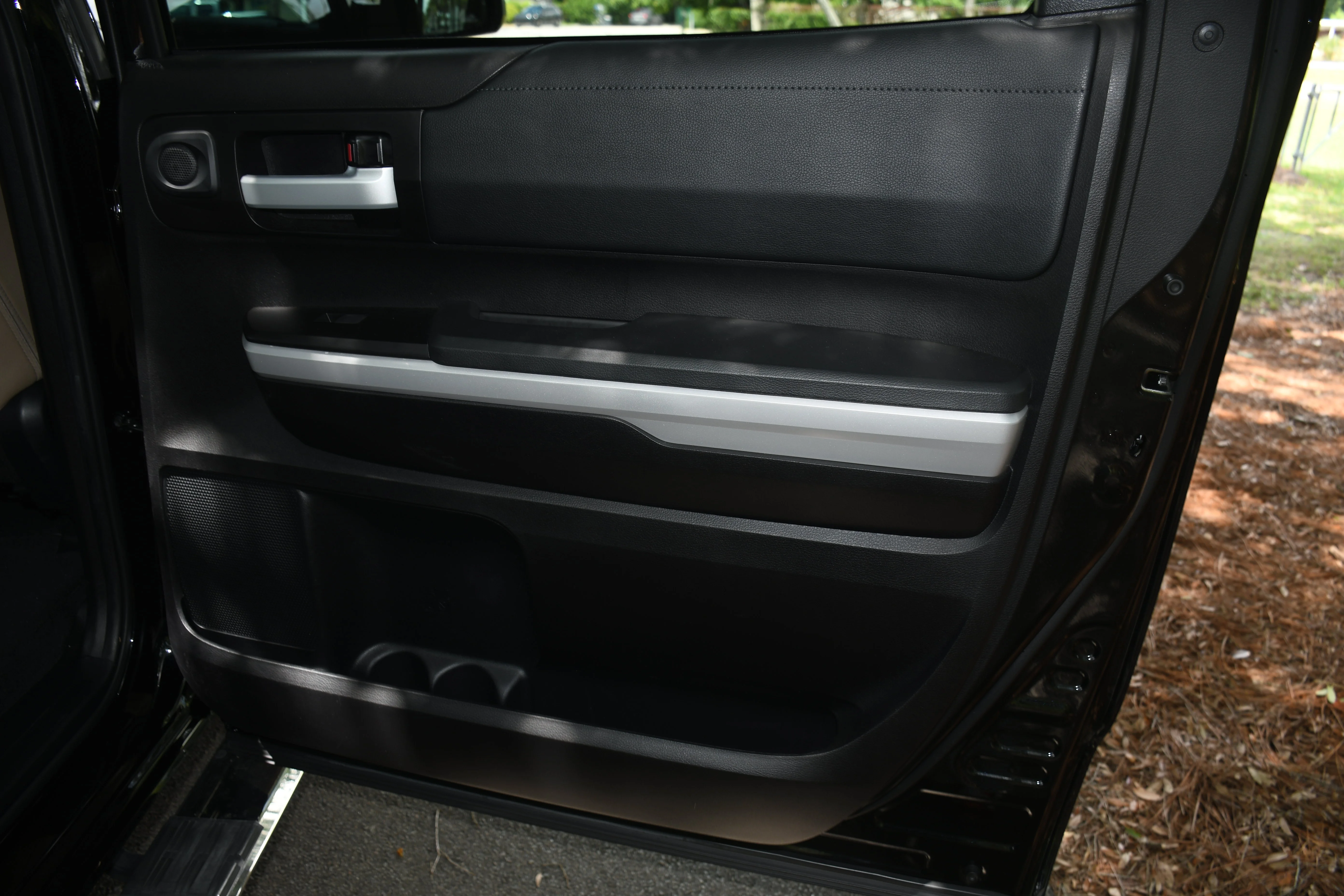 Used 2021 Black Toyota SR5 image 17