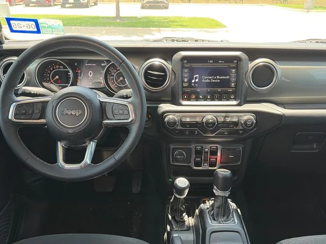 Used 2023 Black Jeep Overland image 14