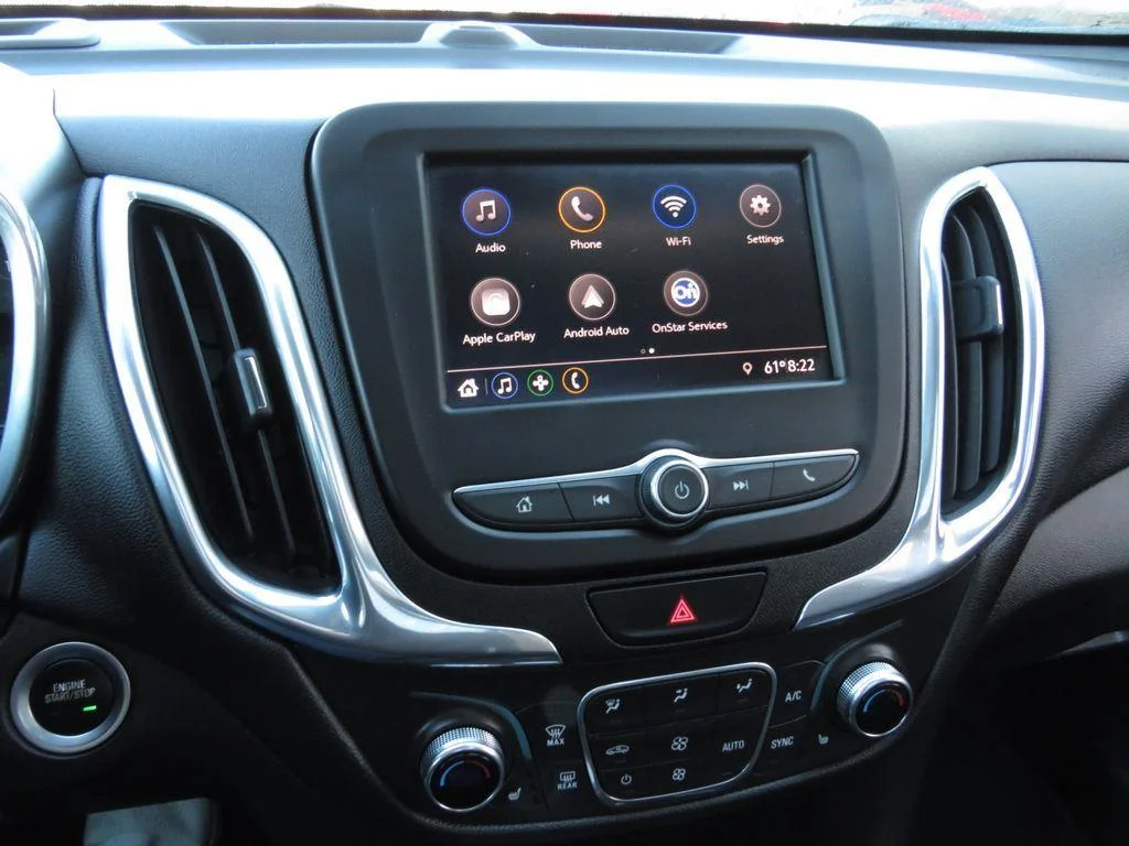 Used 2020 Summit White Chevrolet LT image 28