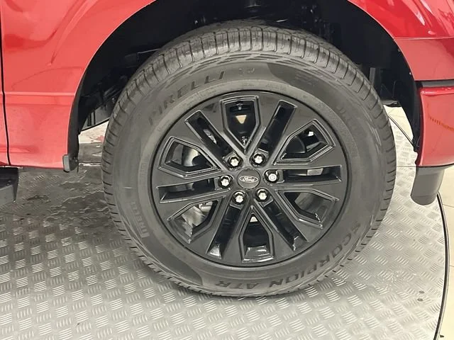 New 2026 Ruby Red Metallic Tinted Clearcoat Ford XLT image 22
