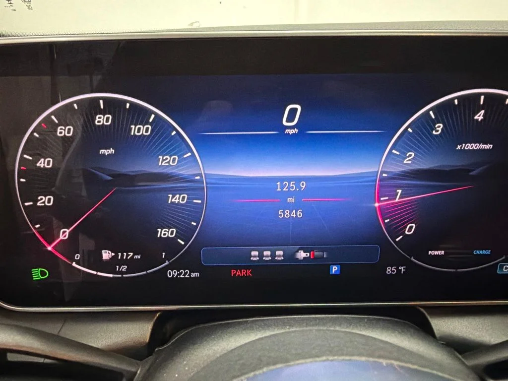 Certified Used 2026 White Mercedes-Benz GLC 300 image 15