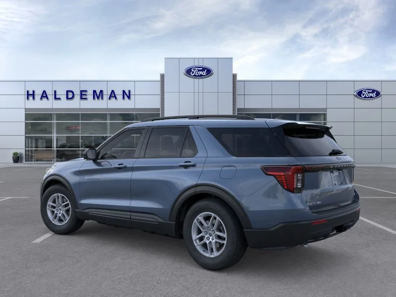 New 2026 Vapor Blue Metallic Ford Active image 4