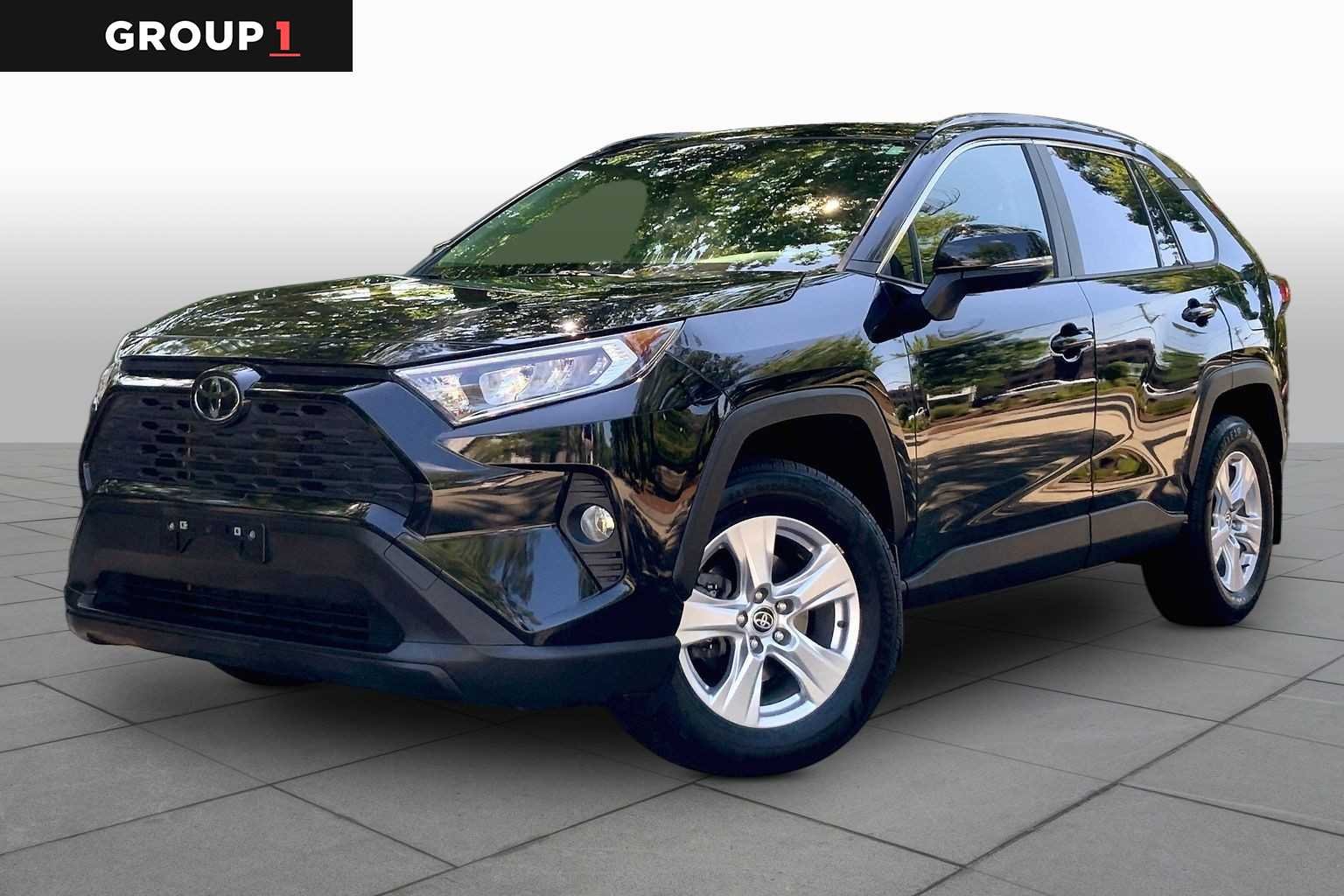 2020 Toyota RAV4 XLE